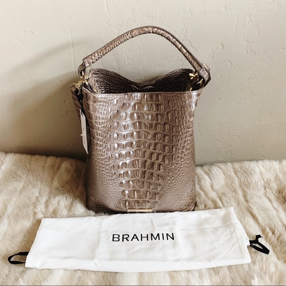 🥳HP🥳 Brahmin Amelia Bucket Bag - Picture 3 of 5